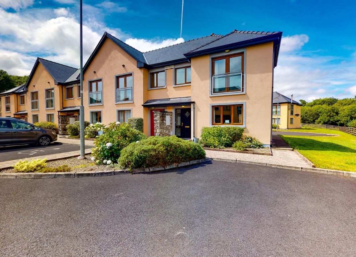 Lakeside Holiday Homes Killaloe Exterior foto