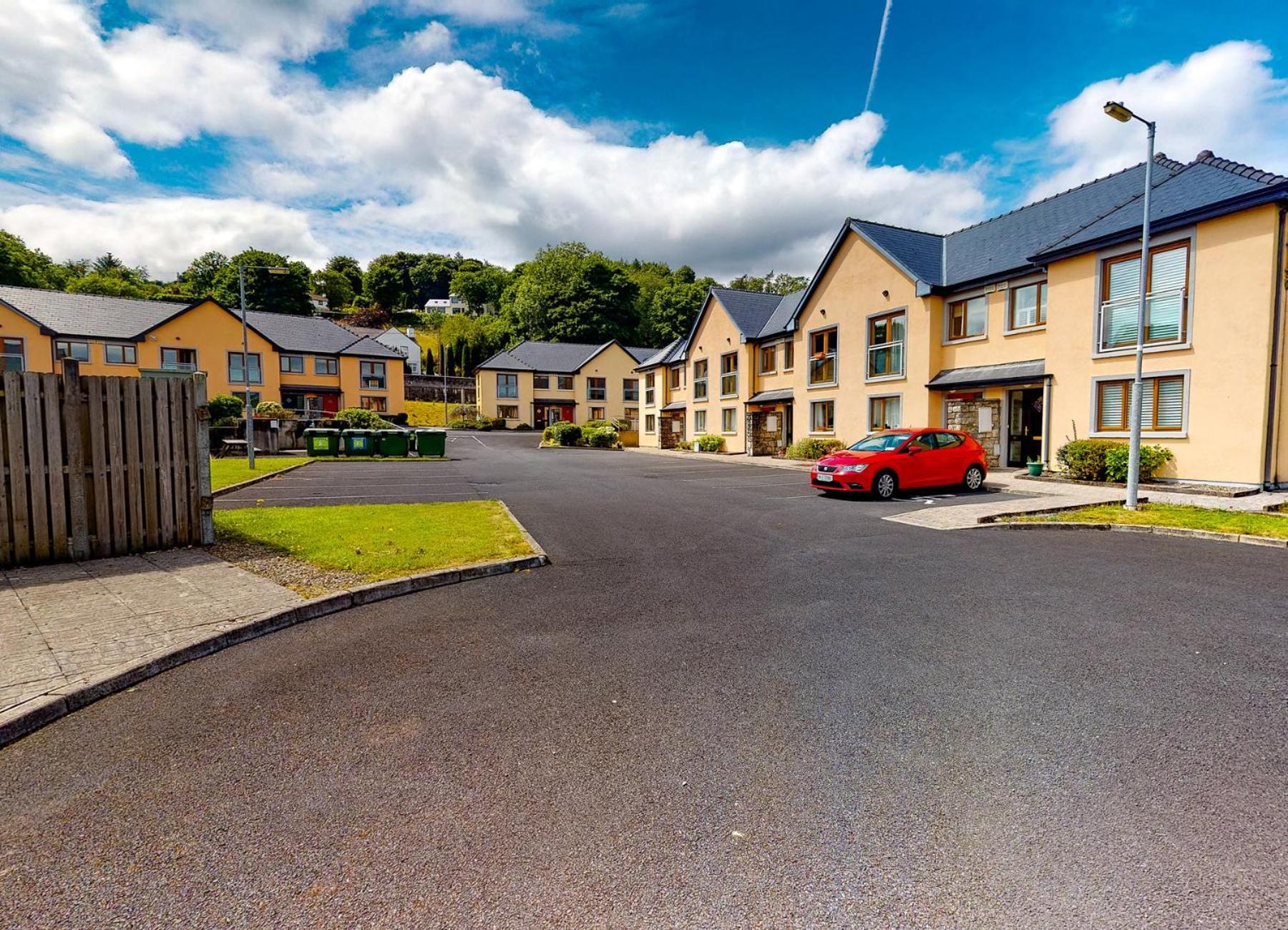 Lakeside Holiday Homes Killaloe Exterior foto